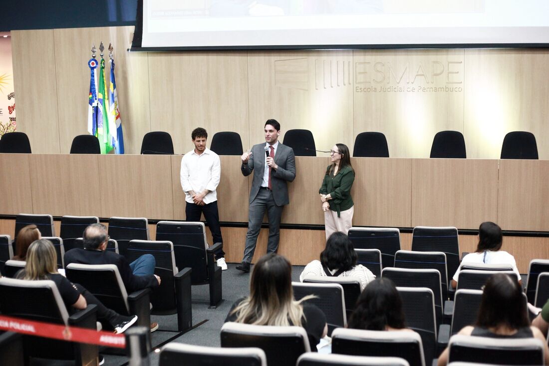 Curso foi lançado na sede da Esmape, centro do Recife