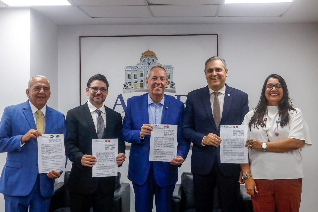 Alepe e MPPE assinam acordo de cooperação técnica