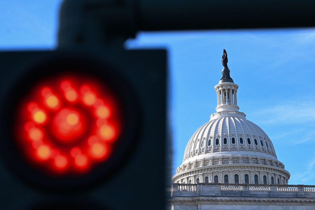 Começa segunda semana de "shutdown" nos EUA sem perspectiva de acordo