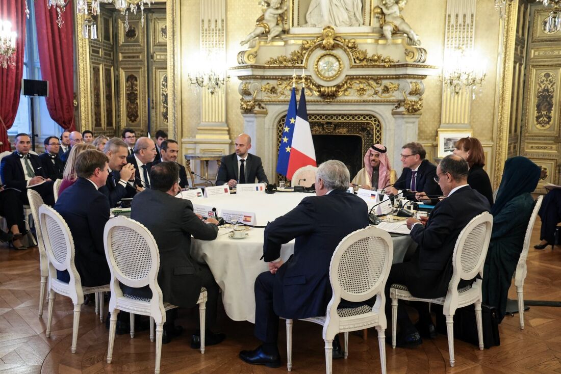 Em 9 de outubro de 2025, Israel e Hamas concordaram com um acordo de cessar-fogo em Gaza para libertar os reféns restantes