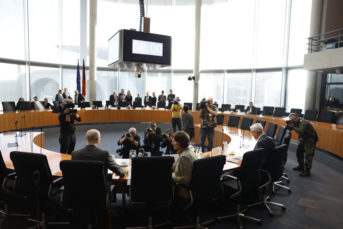 Serviços de inteligência da Alemanha alertam sobre risco de conflito militar com a Rússia