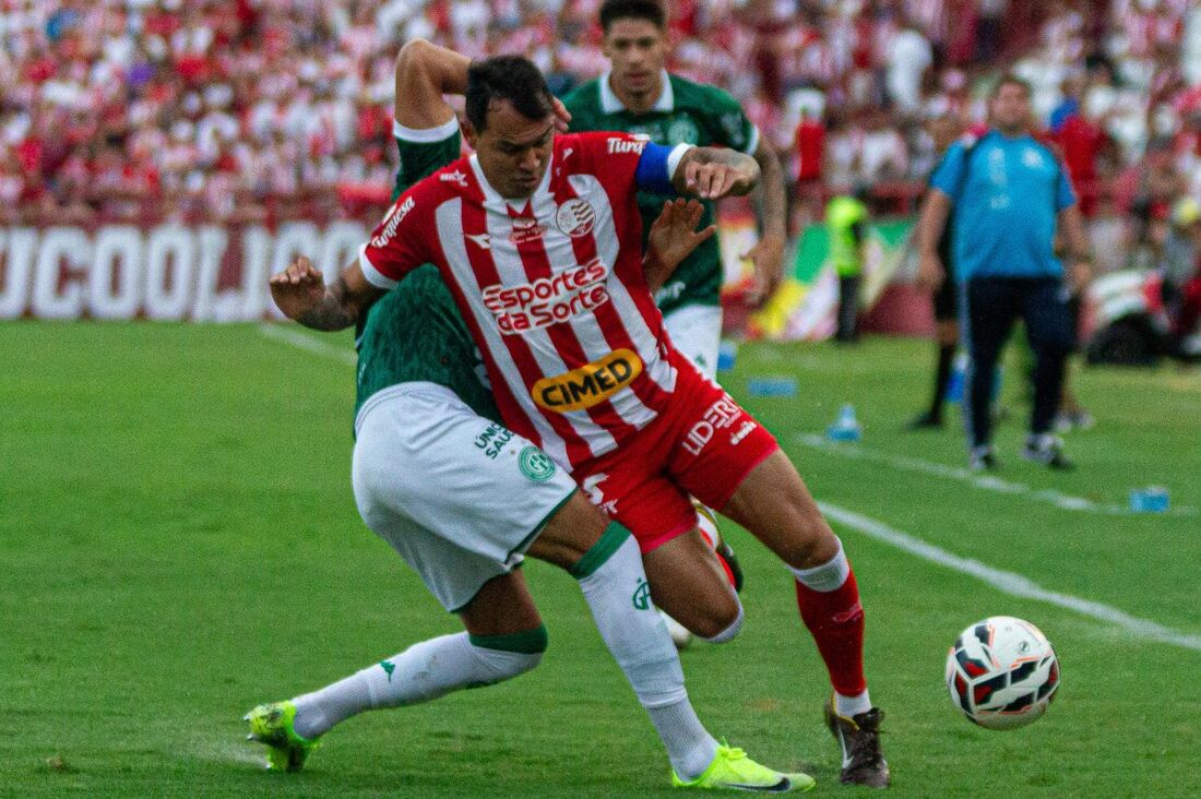 Vinícius, atacante do Náutico