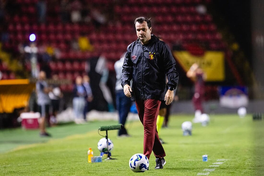 Equipe comandada por Daniel Paulista se aproxima cada vez mais do rebaixamento