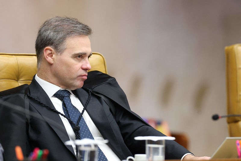 Mendonça fixou prazo de dez dias para que a Advocacia-Geral da União (AGU) se manifeste