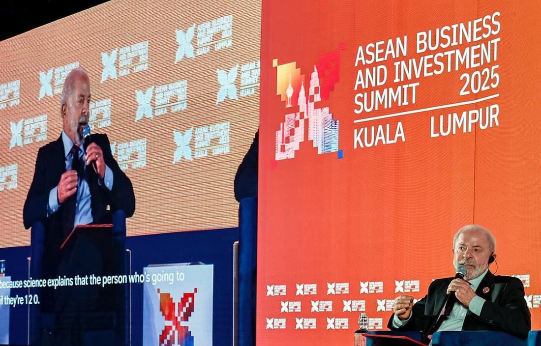 Lula participa de fórum na Malásia