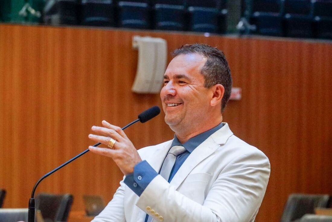 Alepe realiza sessão solene pelos 90 anos de emancipação política de Paulista