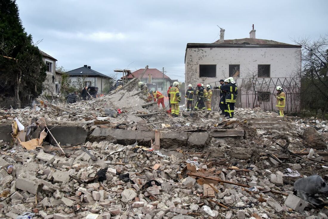 Bombardeio deixou mortos e feridos na Ucrânia 
