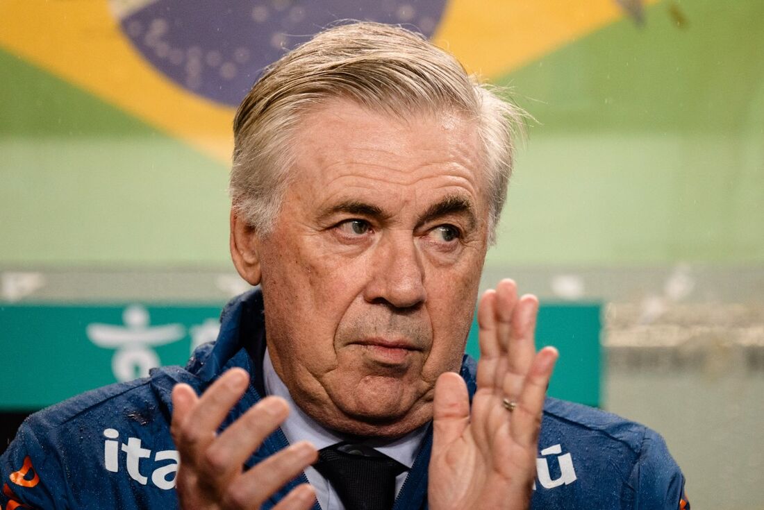 Carlo Ancelotti durante Brasil x Coreia do Sul
