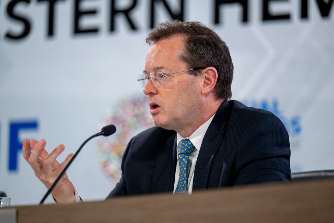 Nigel Chalk, vice-diretor do Departamento do Hemisfério Ocidental