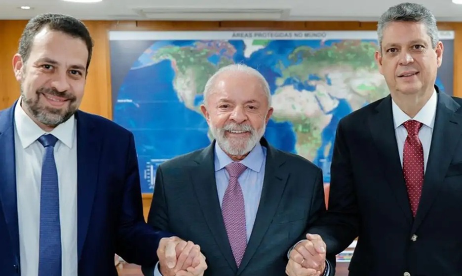 Boulos tem 43 anos e uma trajetória política voltada ao ativismo urbano