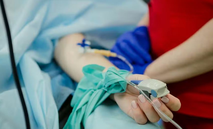 Etanol intravenoso é um dos antídotos para tratar intoxicação por metanol