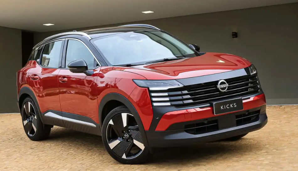 Nissan Kicks 2026 está mais imponente, com faróis afilados e grade frontal redesenhada