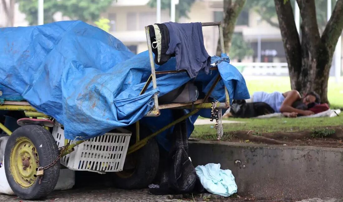 Apesar de também ter caído, a diferença entre os dois extremos da pirâmide continua bastante expressiva