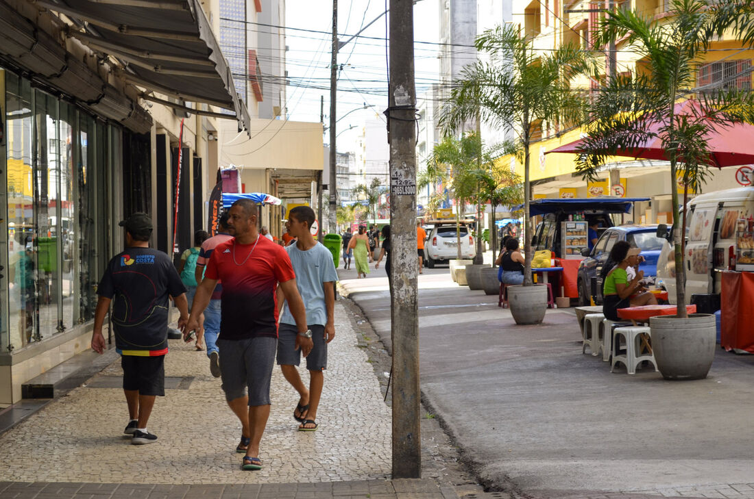 Comércio crescem 0,5% em outubro