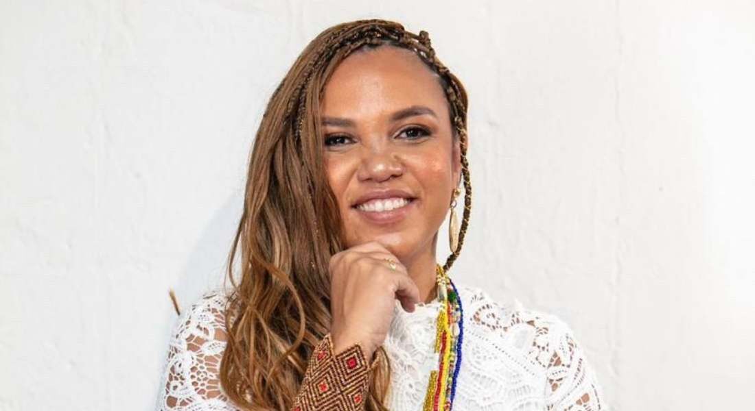 Chiara Ramos é escritora e produradora federal