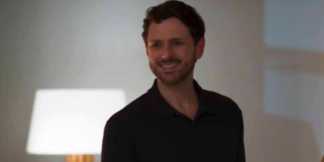 O ator Guilherme Magon interpreta Leonardo, filho de Odete Roitman