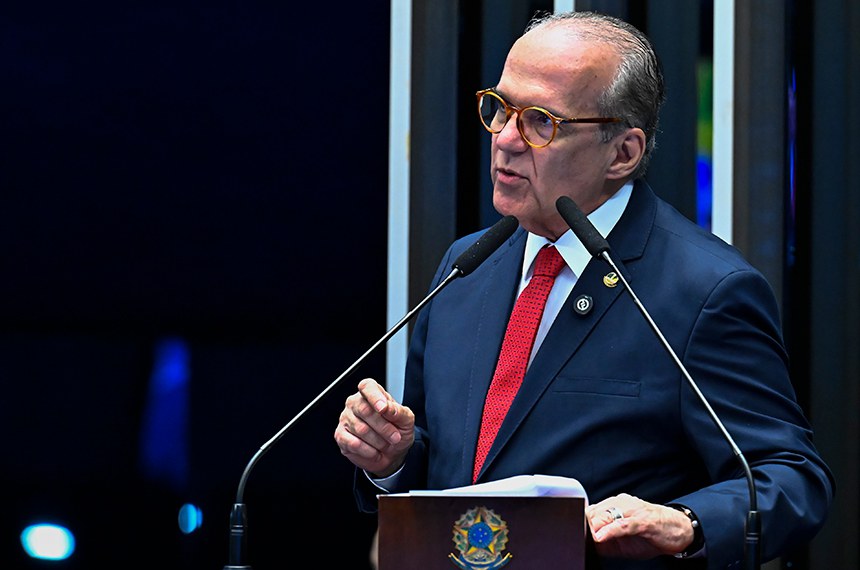 Senador Fernando Dueire