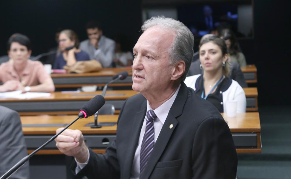 Ele acrescentou que, após a Operação Carbono Oculto, o projeto foi aprovado, por unanimidade, em apenas cinco dias no Senado