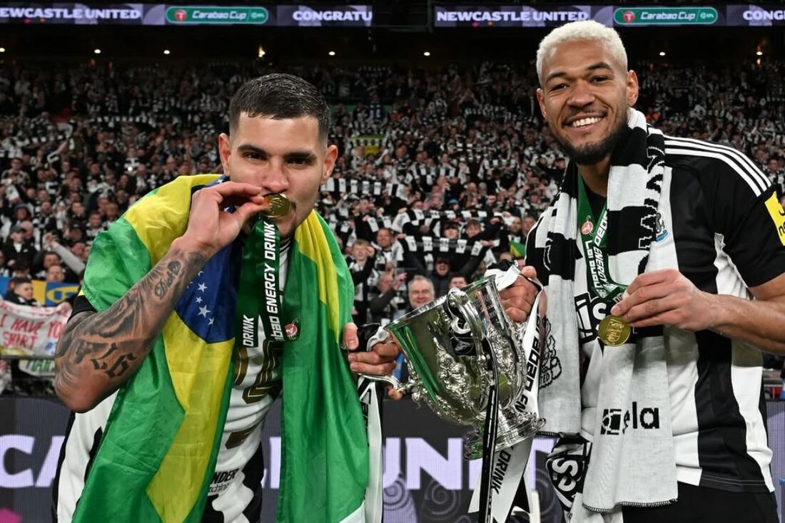 Voo de Joelinton e Bruno Guimarães teve problemas