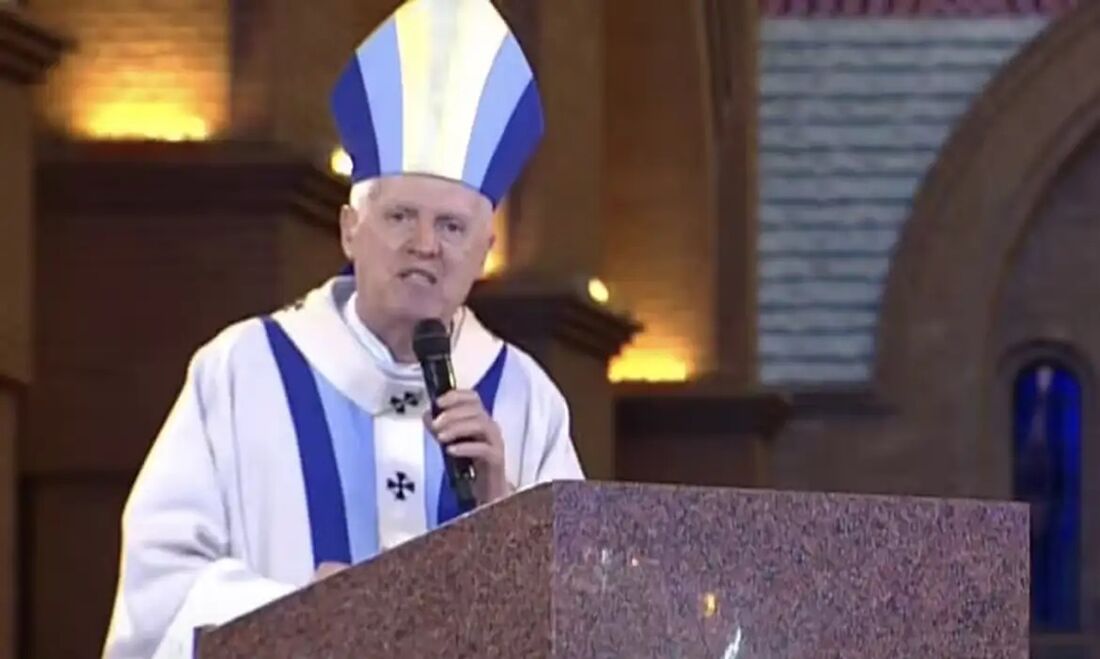 Dom Orlando Brandes pediu para que os políticos que foram eleitos pelo povo votem por leis que sejam favoráveis aos pobres