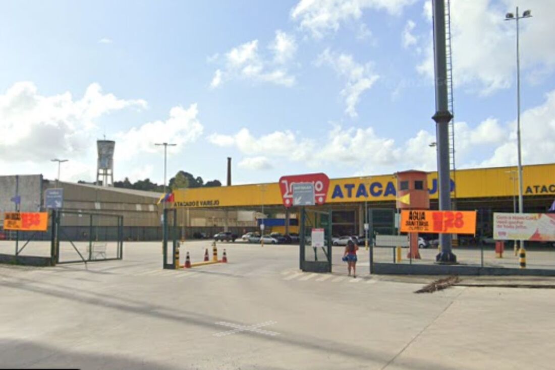 Tiroteio aconteceu no Novo Atacarejo de São Loruenço