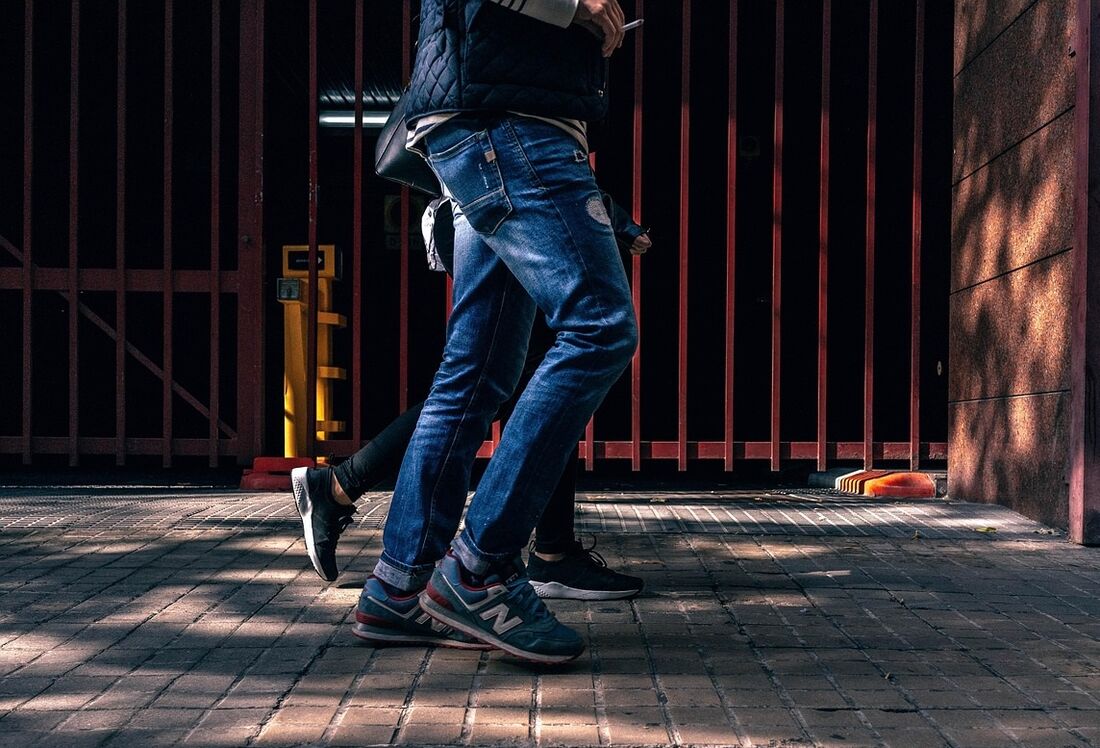 Transporte a pé é o mais usado para chegar ao trabalho em Pernambuco, segundo dados do IBGE