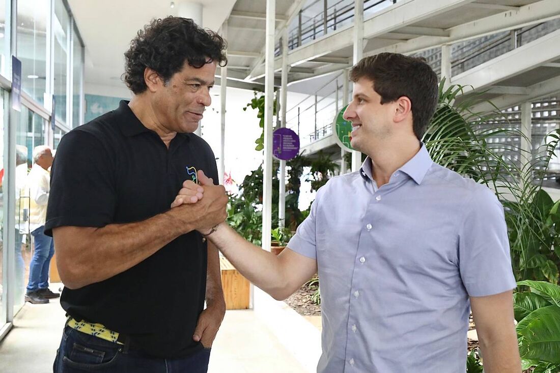 Raí e o prefeito do Recife, João Campos