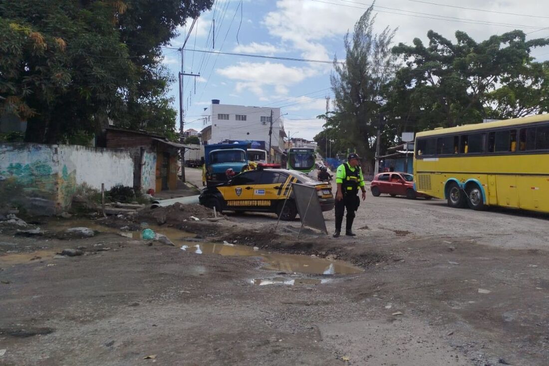 Trecho entre a Avenida Tiradentes e a Avenida das Garças, em Rio Doce, passará por obras da Compesa