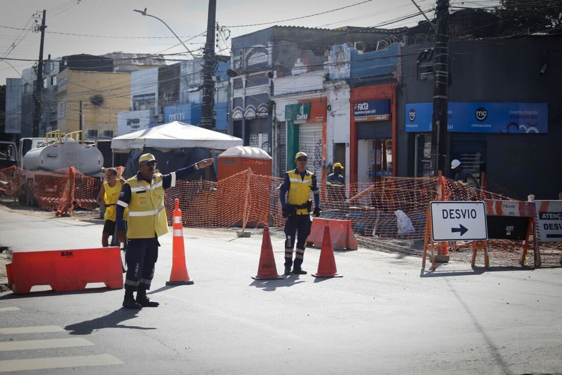 Desvios mudam o trânsito de ruas de Afogados, bairro da Zona Oeste do Recife, a partir desta terça-feira (7)
