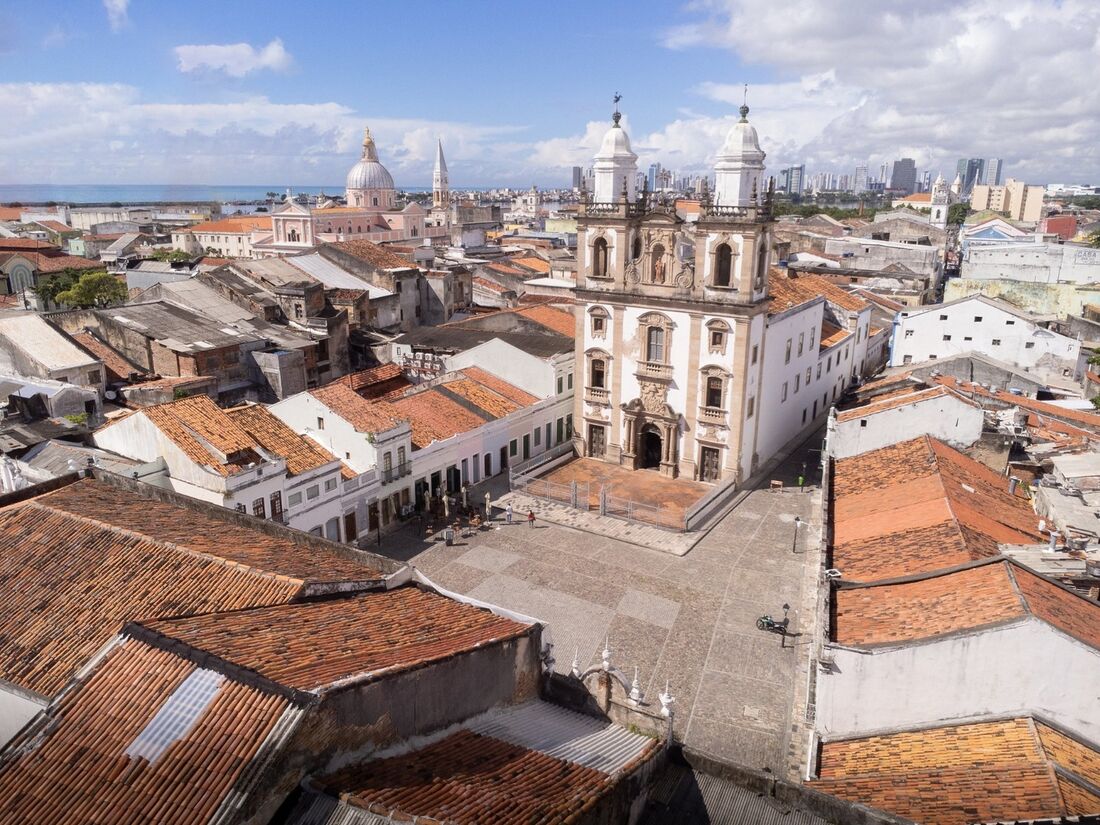 O centro histórico do Recife vai receber um investimento de 2,5 milhões de euros destinados da cidade de a ações de reabilitação urbana, inclusão social e transição ecológica