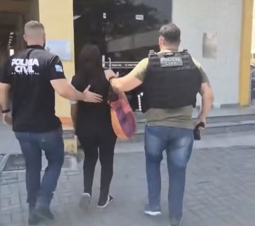 Parente de aposentado que teria sido morto pela filha diz que R$ 4,5 mil guardados desapareceram