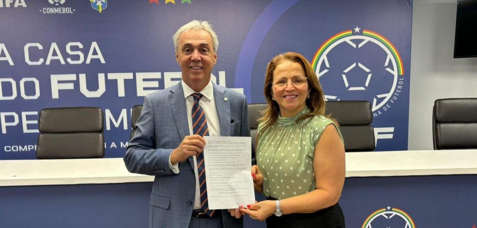 Evandro Carvalho, recebeu a vereadora Ana Lúcia e sua equipe