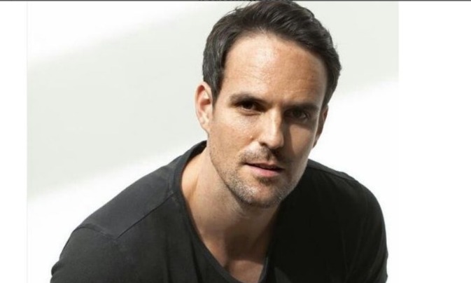 Ator Ben Lewis, de "O Fantasma da Ópera", morre aos 46 anos