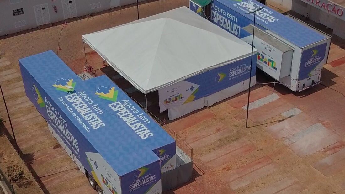 O programa Agora Tem Especialistas e tem como objetivo ampliar o acesso a consultas e exames 