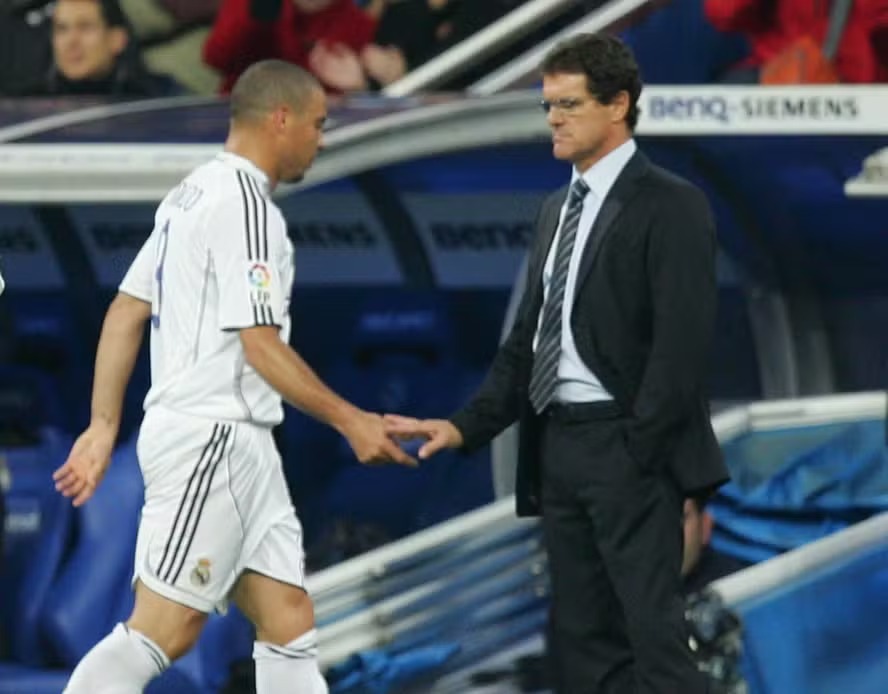 Fabio Capello e Ronaldo na época do Real Madrid 