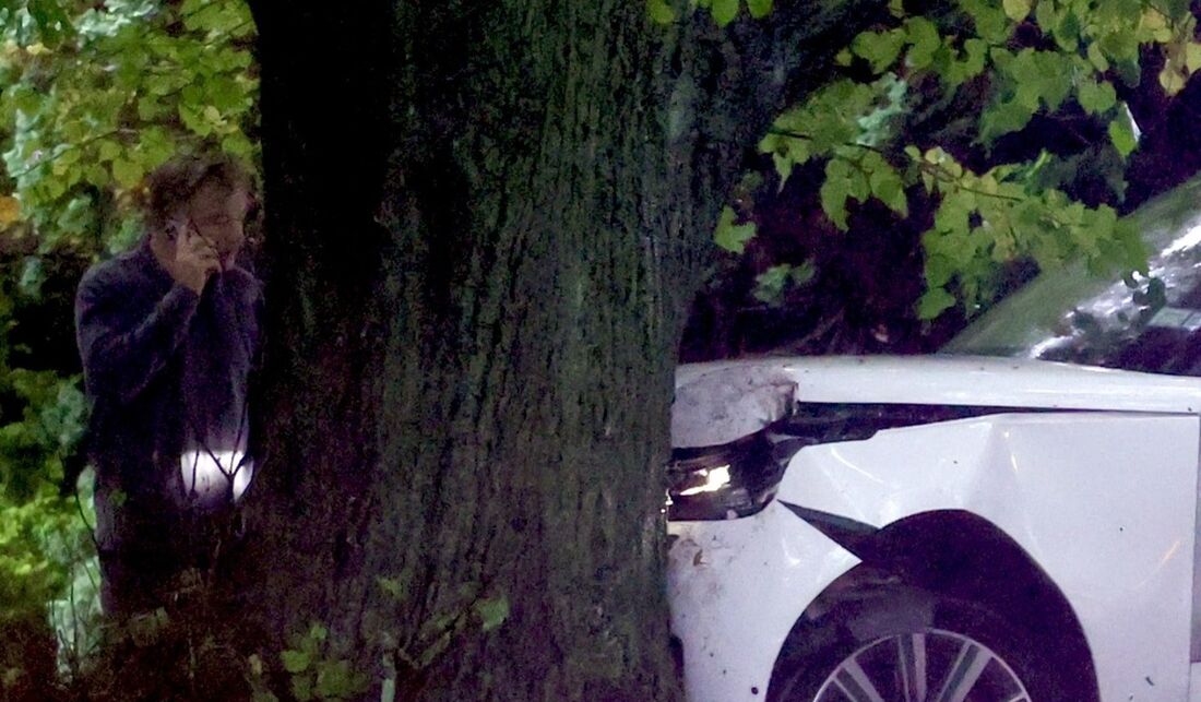 Alec Baldwin e o irmão sofrem acidente de carro em NY