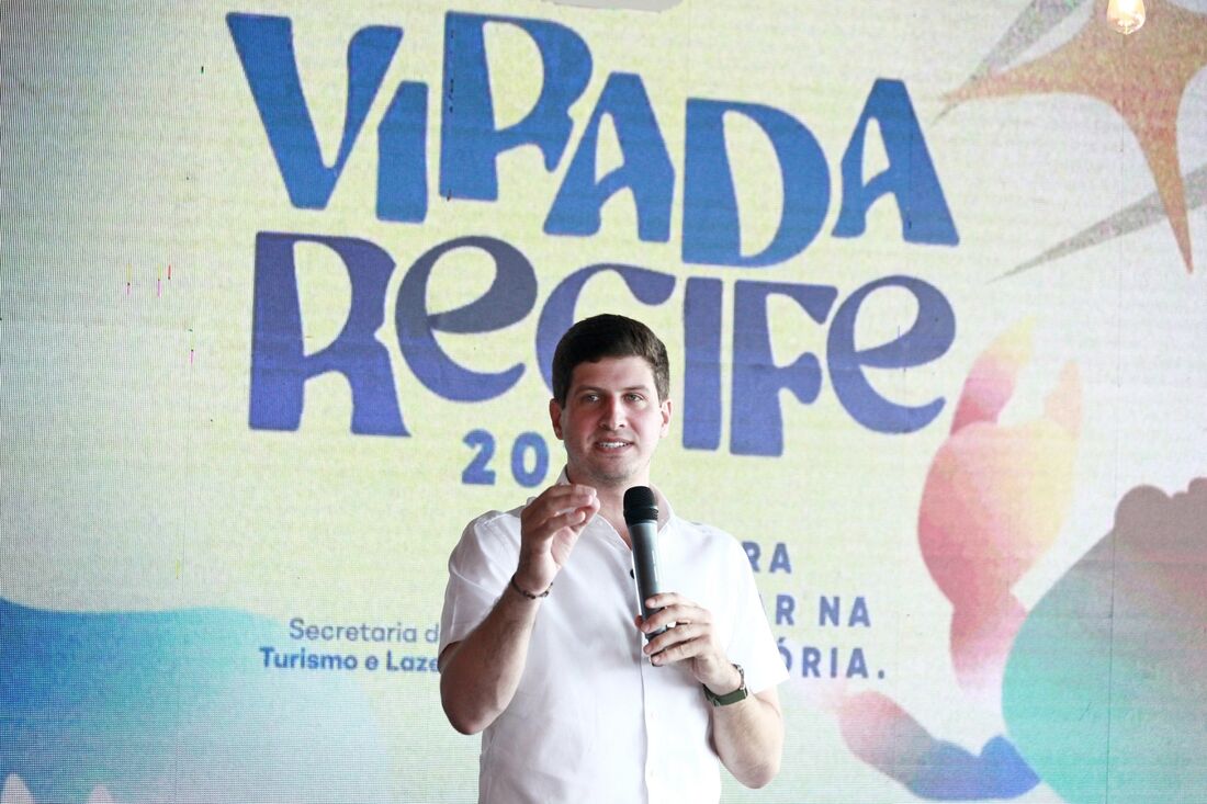 João Campos anuncia maior réveillon do Recife, que deve ser o último sob seu comando, e desafia o vice