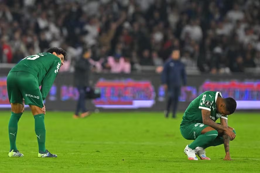 O mal desempenho contrasta com os gastos em 2025. Foram 12 reforços, ao custo de R$700 milhões