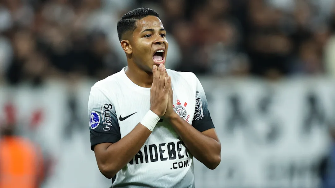 Wesley Gassova, um dos principais atacantes do time árabe.