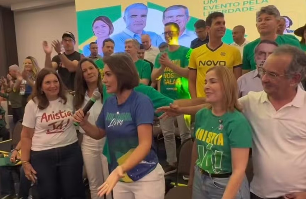 Michelle Bolsonaro discurso em evento de lançamento de pré-candidatura do senador Eduardo Girão para o governo do estado