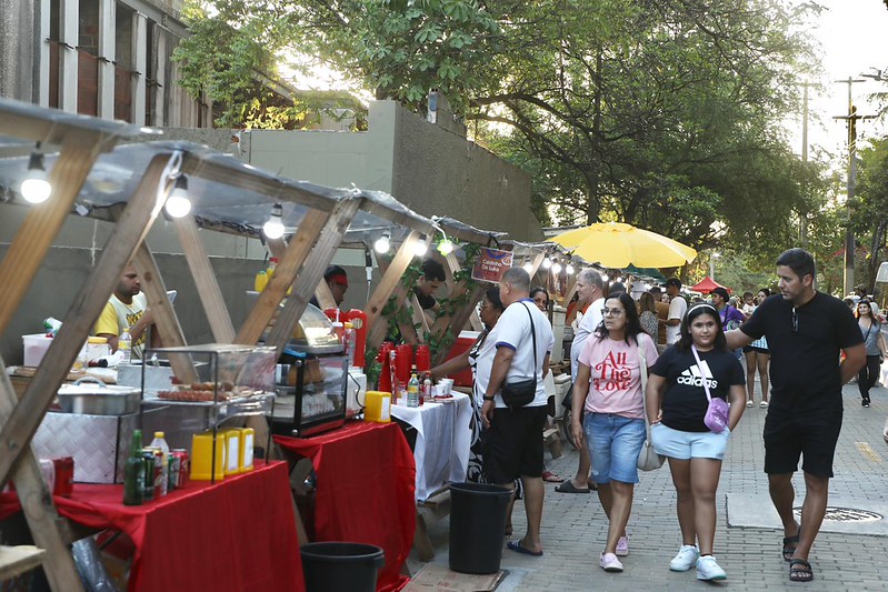 A Maré Cultural ocorre mensalmente no último fim de semana