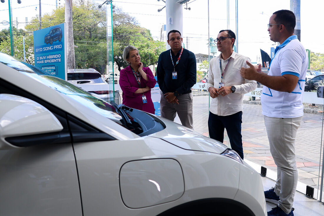 SENAI-PE apresenta curso de manutenção de veículos elétricos
