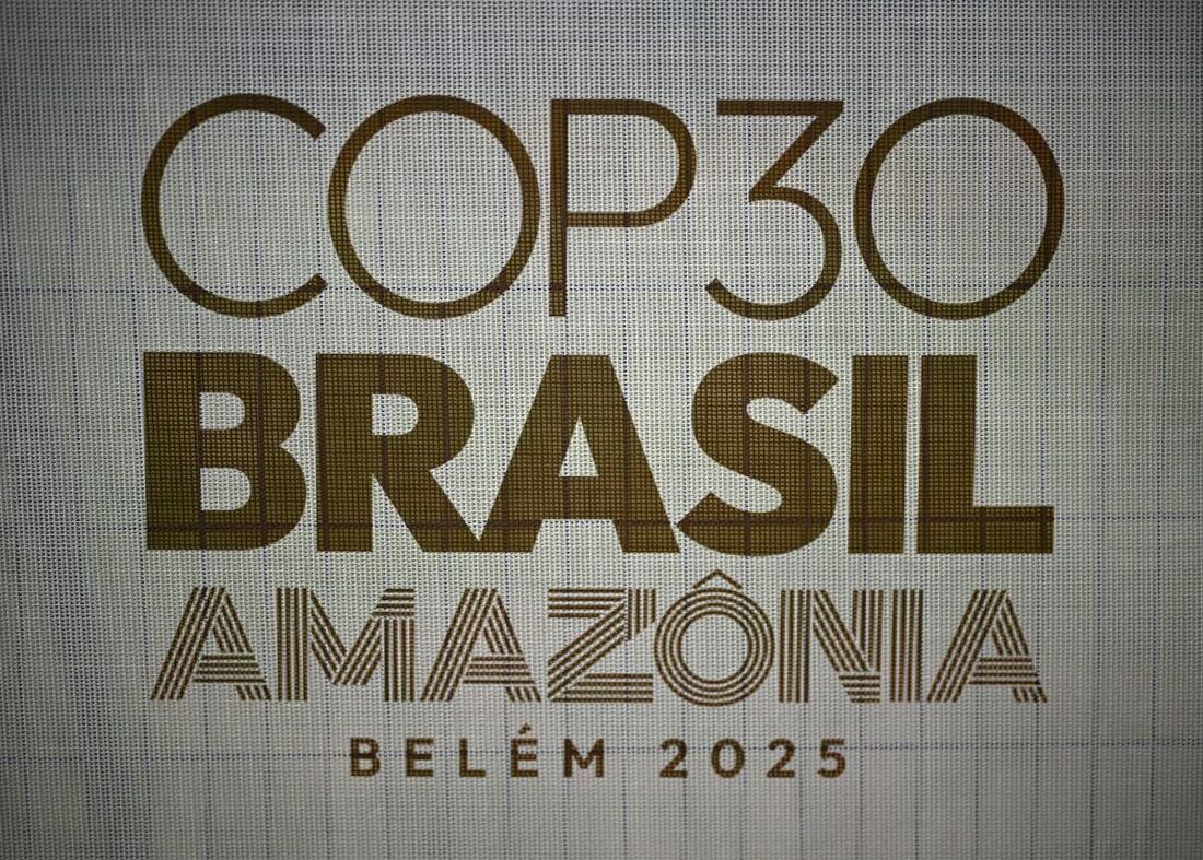Vista do logotipo da COP30, a Conferência das Nações Unidas sobre Mudanças Climáticas, em Belém, estado do Pará