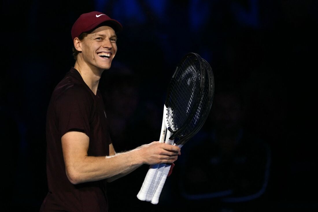 Sinner comemora vitória sobre o canadense Félix Auger-Aliassime