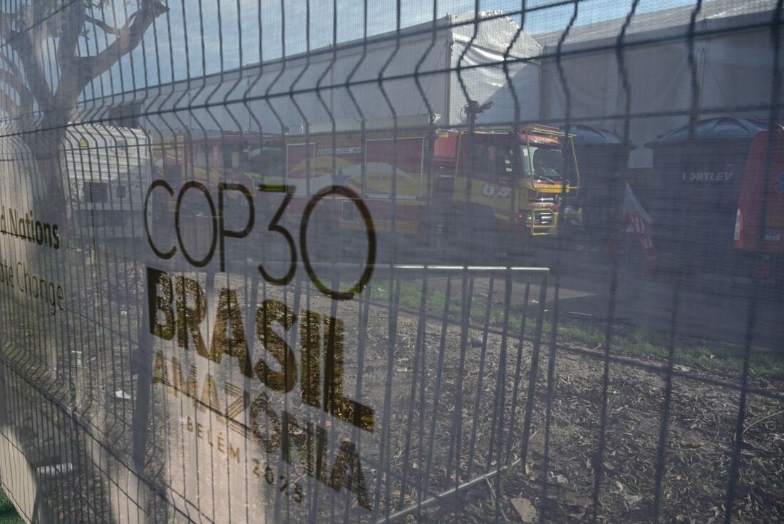 Fogo atingiu o pavilhão central da COP30, em Belém.
