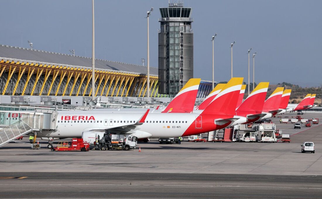 Entre as companhias aéreas que suspenderam suas operações na Venezuela estão a espanhola Iberia, a Air Europa, a portuguesa TAP, a colombiana Avianca, a brasileira GOL, a chilena Latam e a turca Turkish Airlines