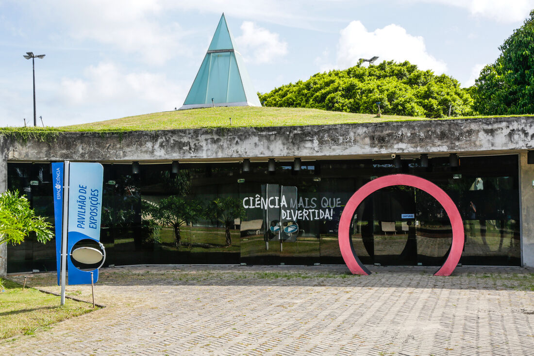 Evento busca aproximar o público dos conceitos da física quântica