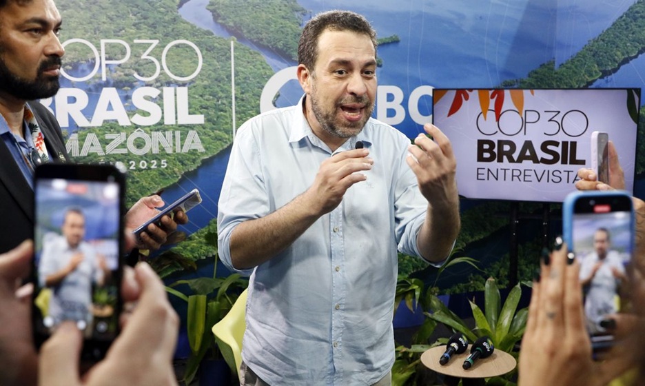 Ministro da Secretaria-Geral da Presidência da República, Guilherme Boulos, criticou o relatório de Derrite