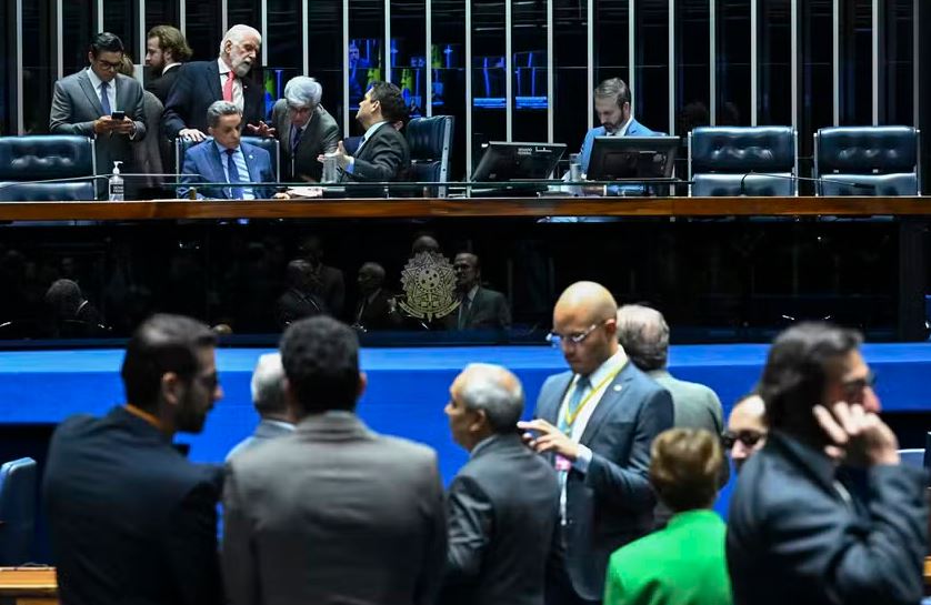 Senado aprova projeto para tirar das regras fiscais R$ 1,5 bi do Fundo Social