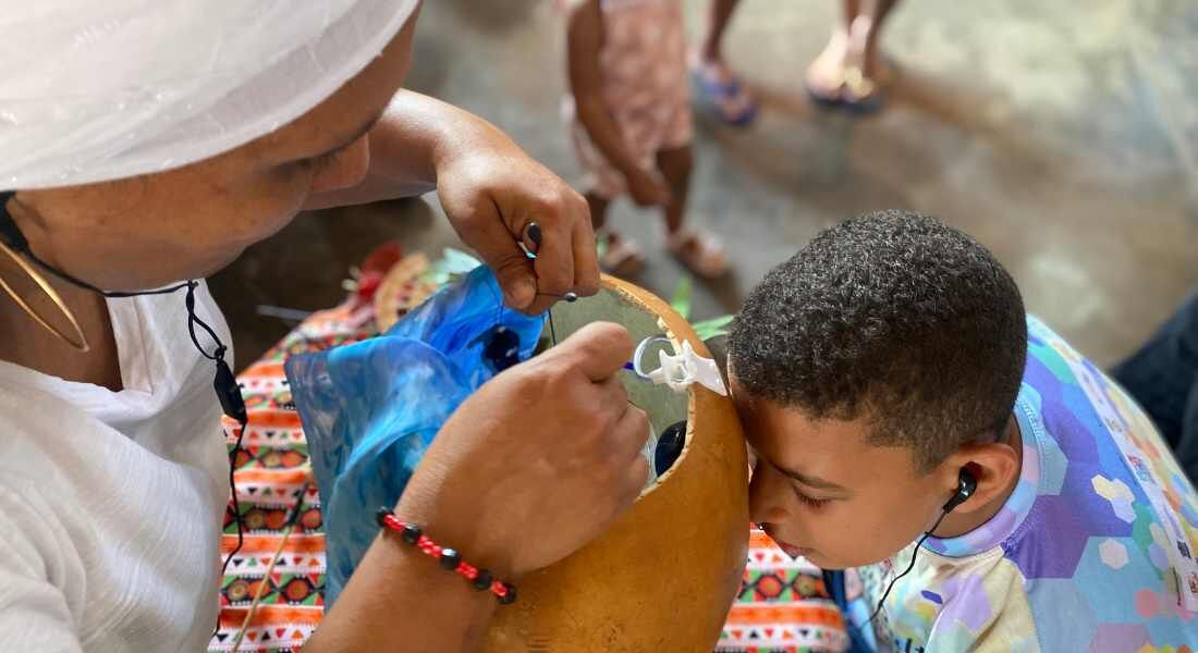 Raquel Franco utiliza miniaturas em espetáculo para crianças e adultos